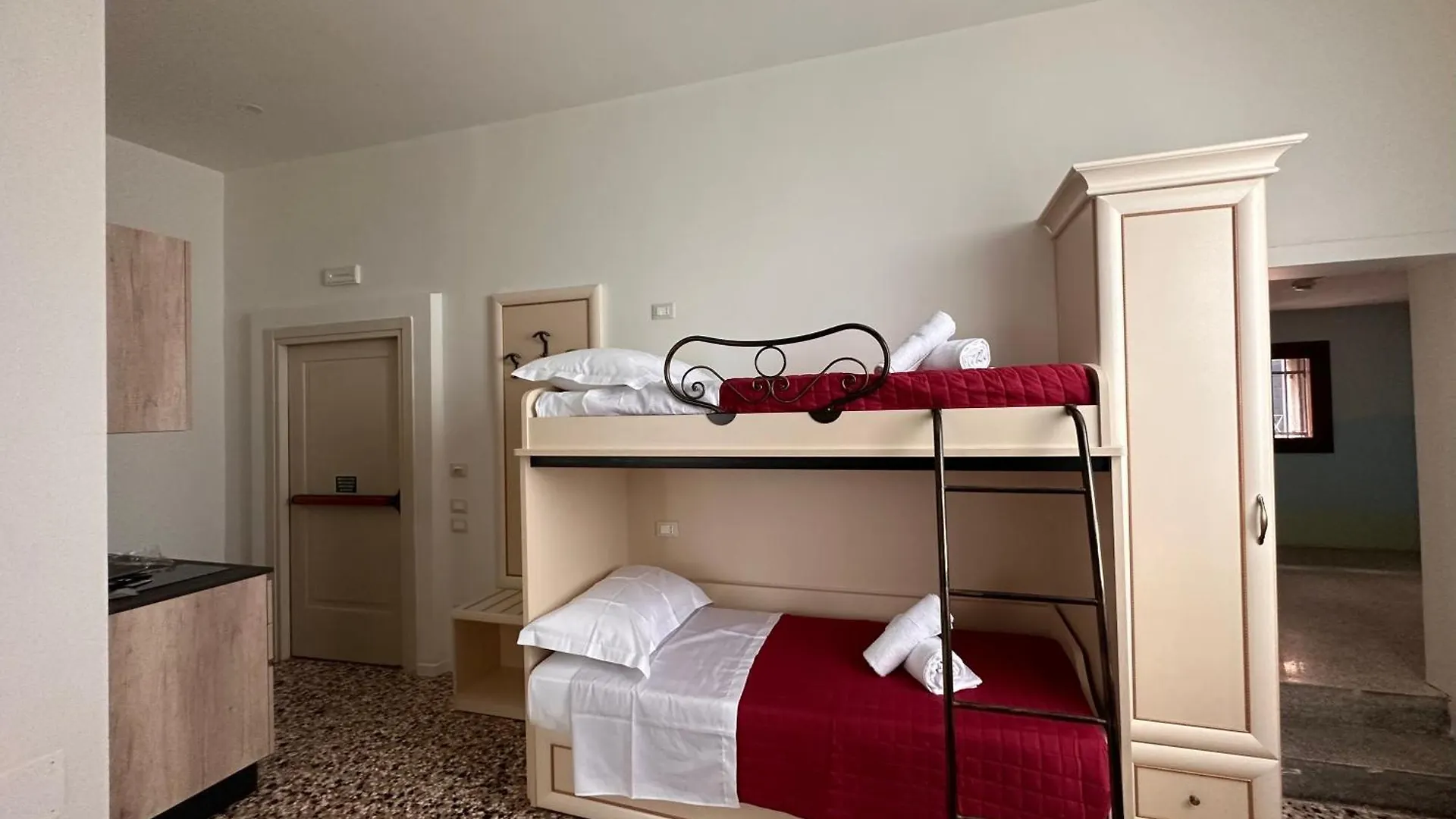 Hotel Collegio Amdg Venedig 3*,  Italien